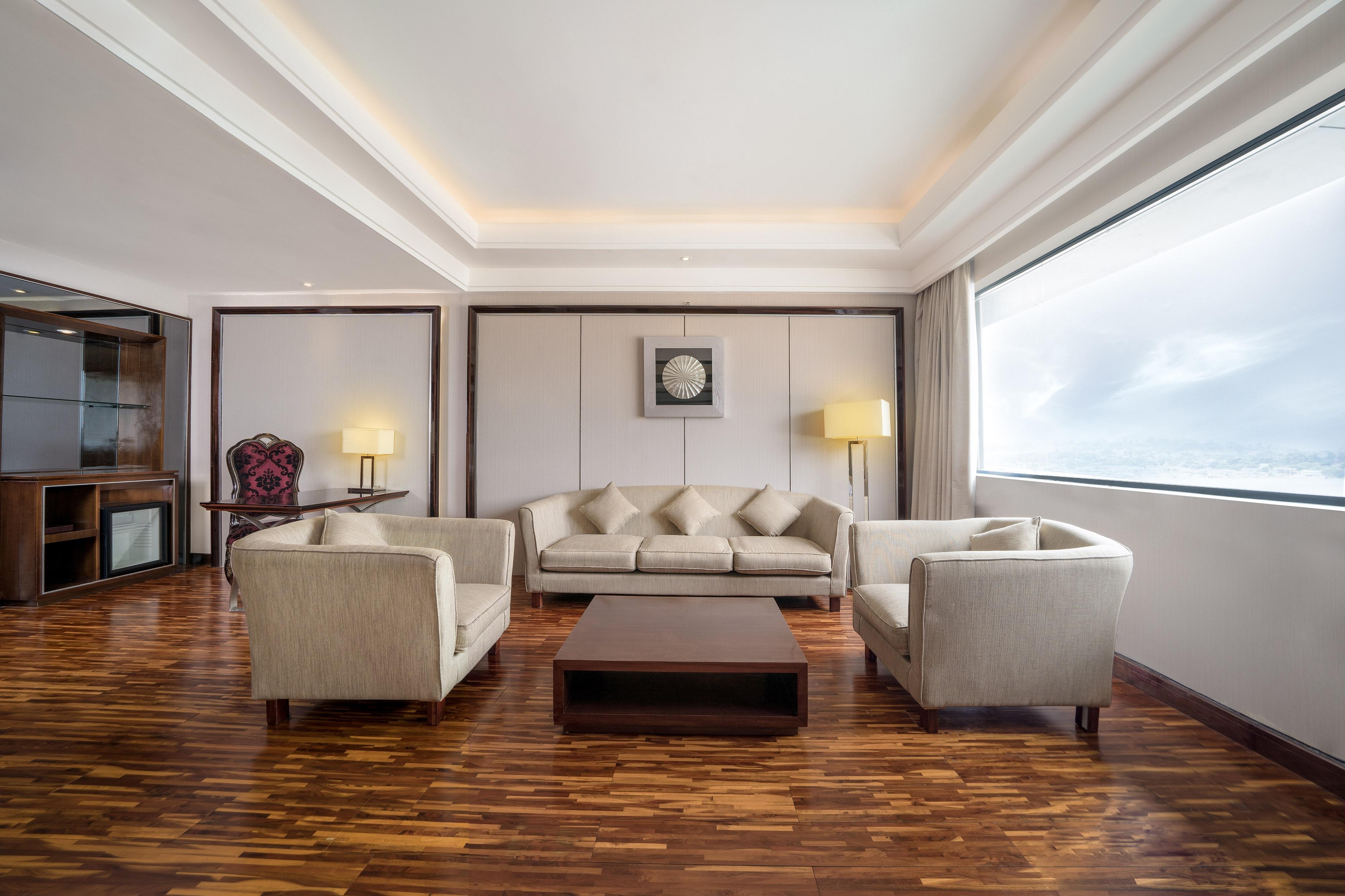 Swiss-Belhotel Harbour Bay Наґойя Екстер'єр фото