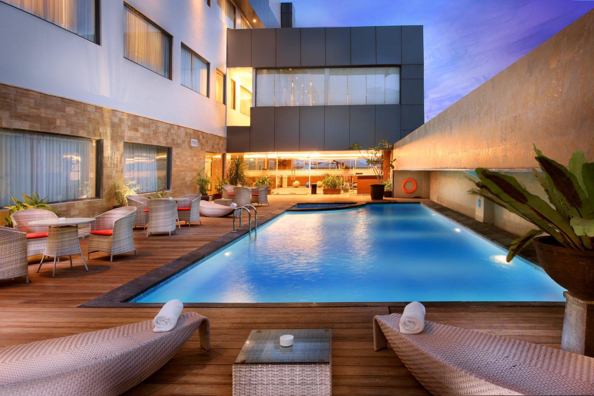 Swiss-Belhotel Harbour Bay Наґойя Екстер'єр фото