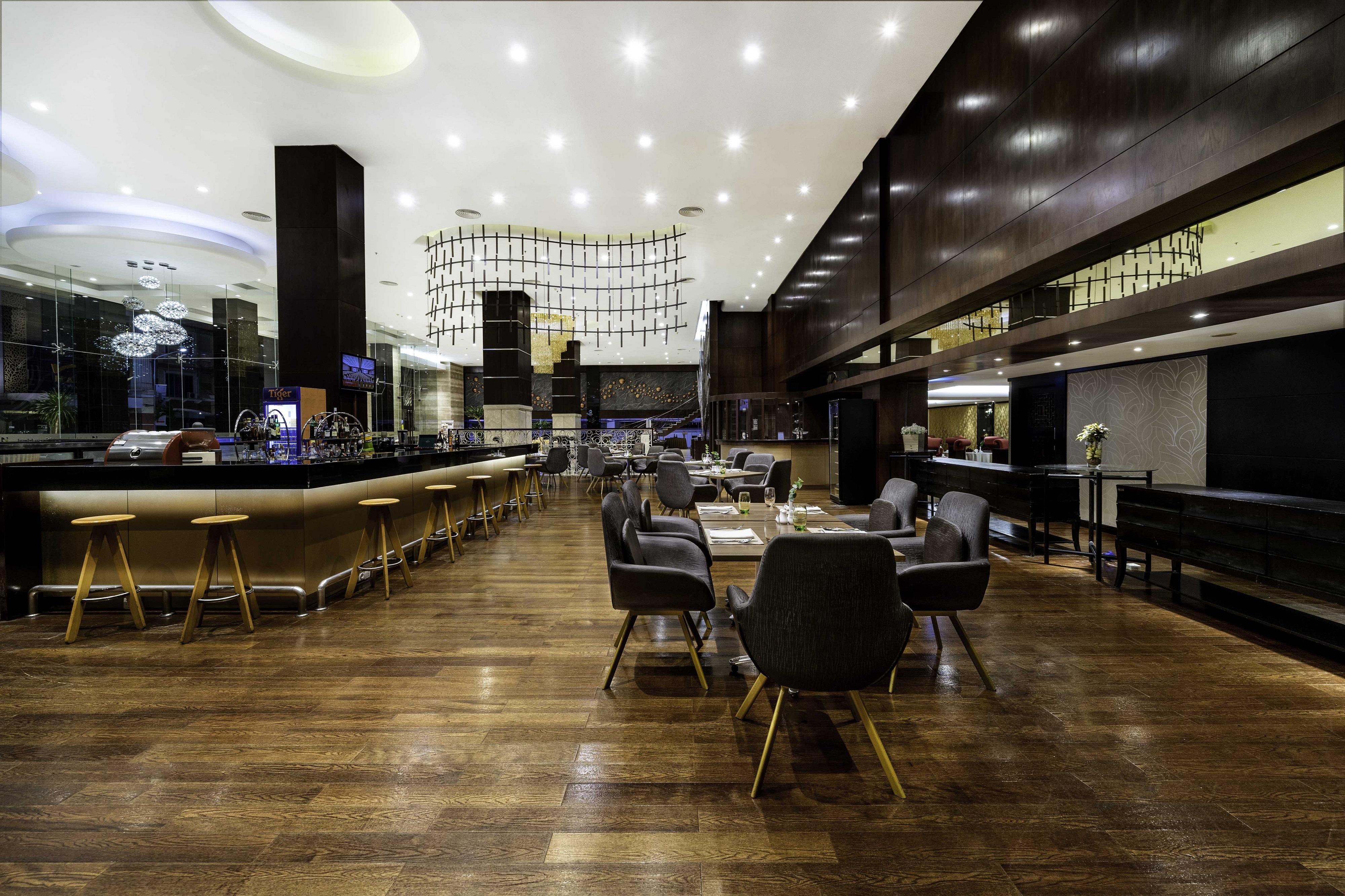 Swiss-Belhotel Harbour Bay Наґойя Екстер'єр фото