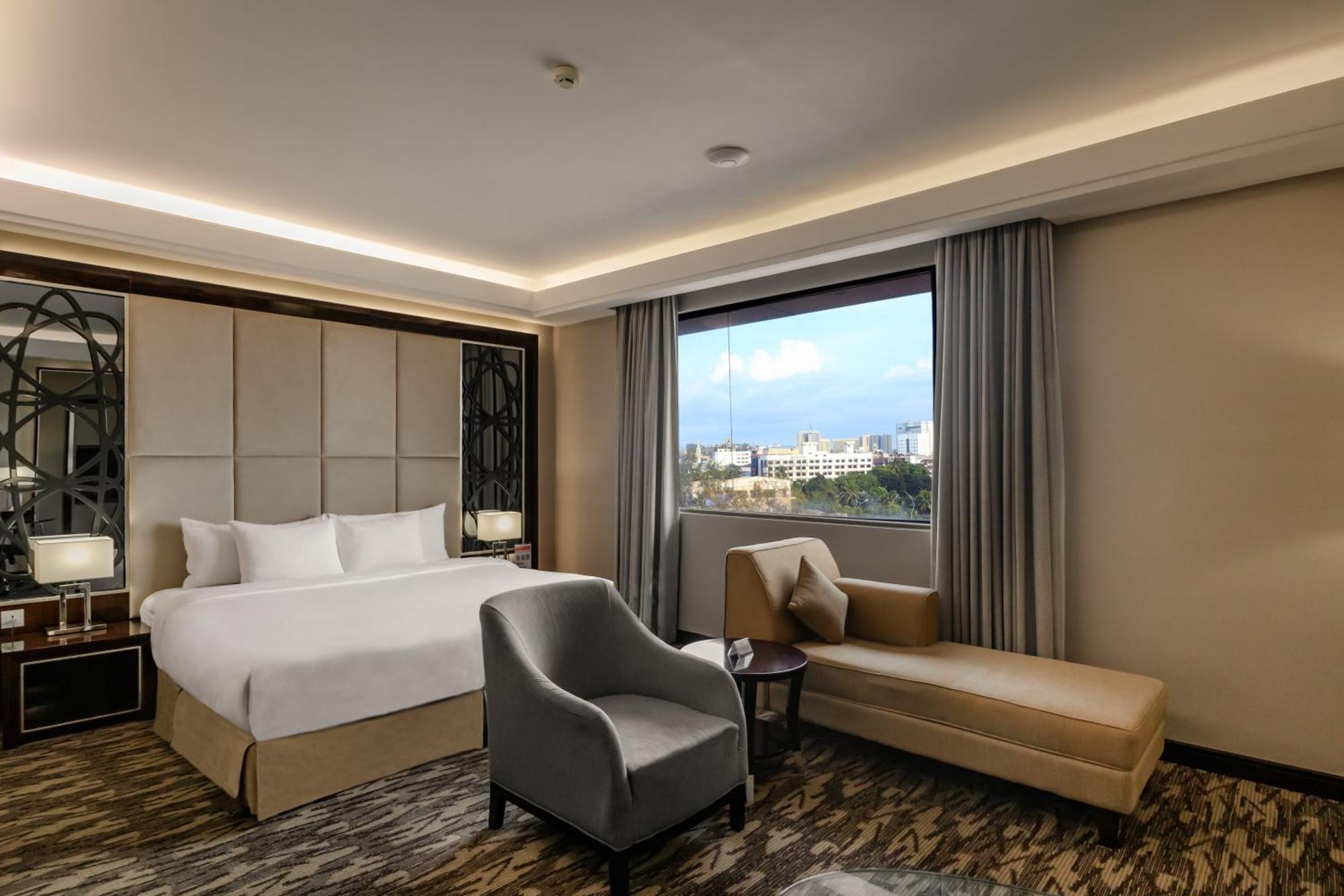 Swiss-Belhotel Harbour Bay Наґойя Екстер'єр фото