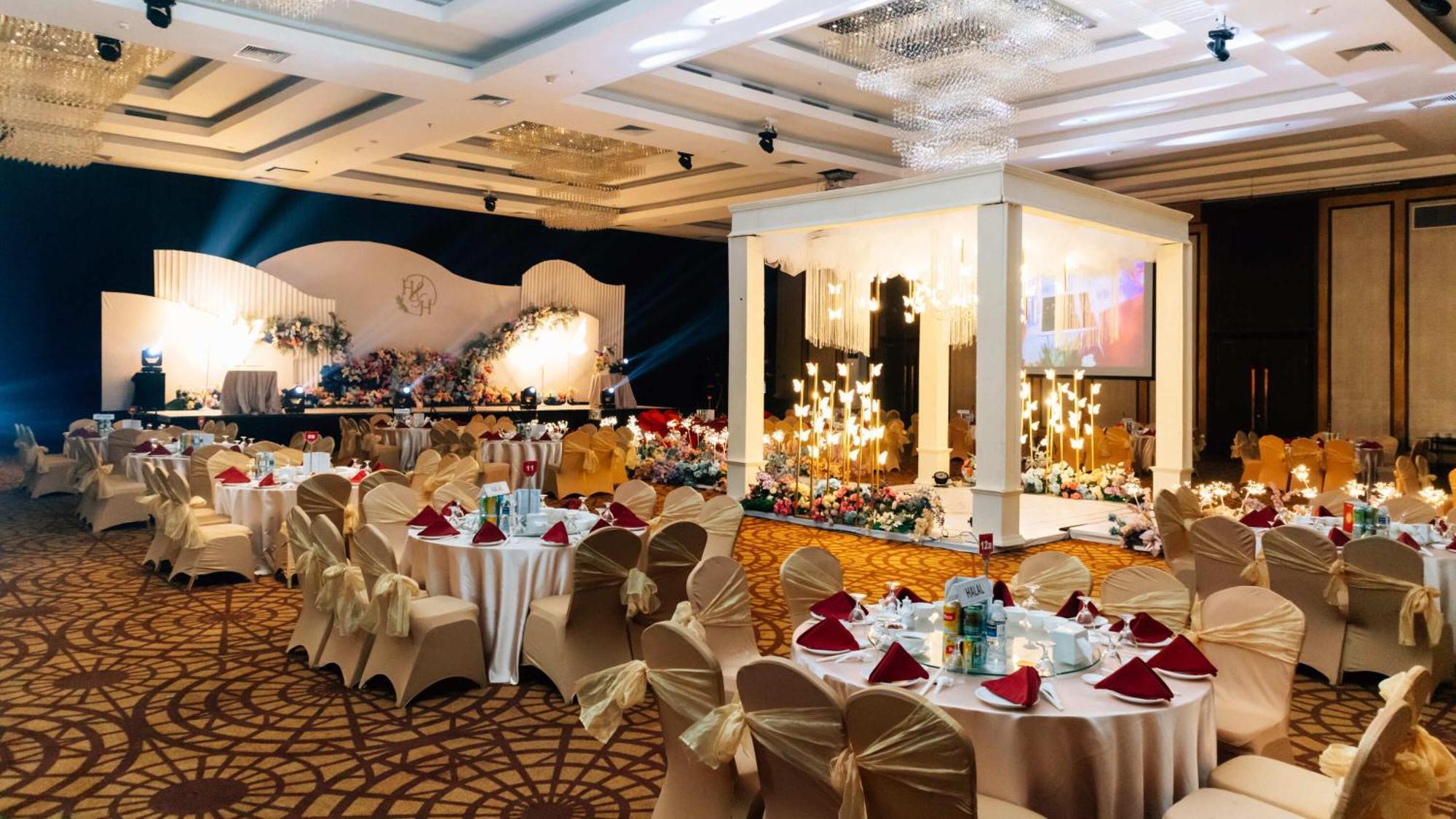 Swiss-Belhotel Harbour Bay Наґойя Екстер'єр фото
